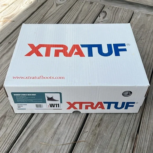 Women’s XtraTuf Deck Boot size 11 NEVER WORN - Picture 3 of 12